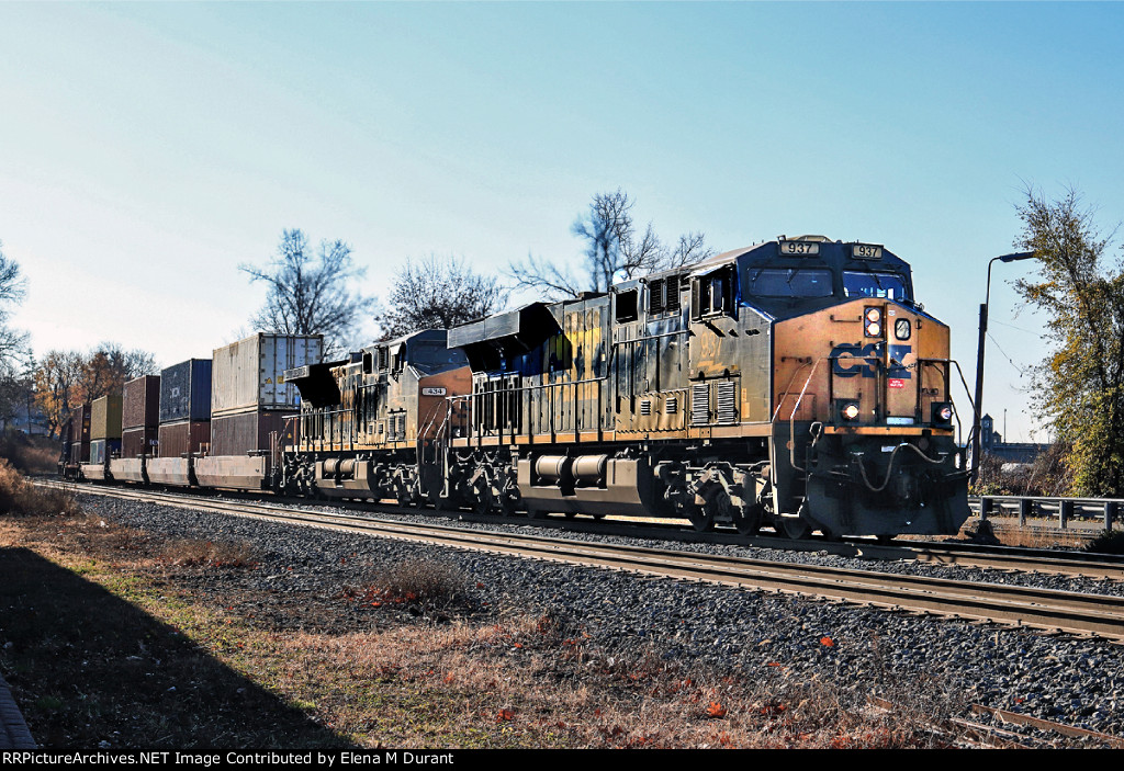 CSX 937 on I-159